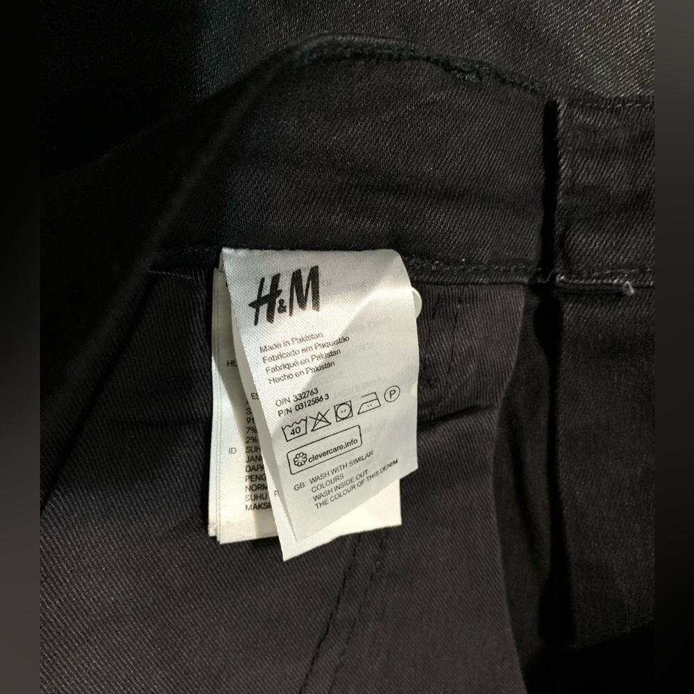 H&M &denim Mens Black Low Rise Distressed Button Fly Jeans Sz 34/32 - Picture 9 of 12